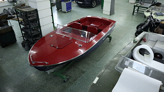 Small-tonnage water jet-powered boat Rys-M at the Moscow Boat Show